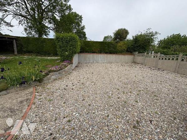 Vallée de la Bresle, 

Jolie maison individuelle édifiée sur un sous-sol complet et comprenan...