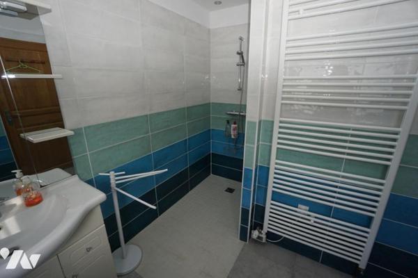 St VALERY SUR SOMME, pavillon avec garages, 2 chambres, lumineux, jardin