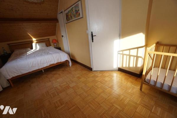 St VALERY SUR SOMME, pavillon avec garages, 2 chambres, lumineux, jardin