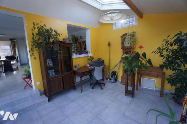 St VALERY SUR SOMME, pavillon avec garages, 2 chambres, lumineux, jardin