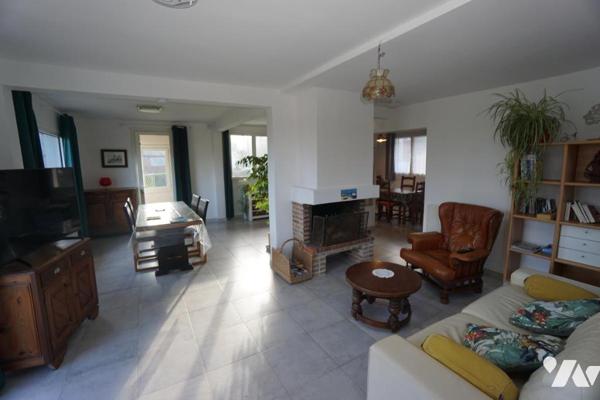 St VALERY SUR SOMME, pavillon avec garages, 2 chambres, lumineux, jardin