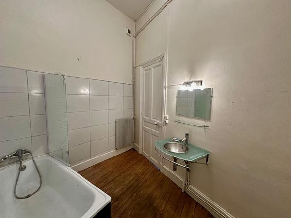 APPARTEMENT CENTRE VILLE DE CARCASSONNE