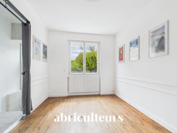 Maison de ville avec garage et cour en vente à Angoulême Quartier Victor-Hugo (16000)