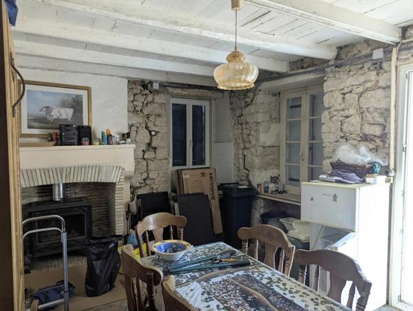 Charmante propriété de campagne avec 5 chambres et terrain