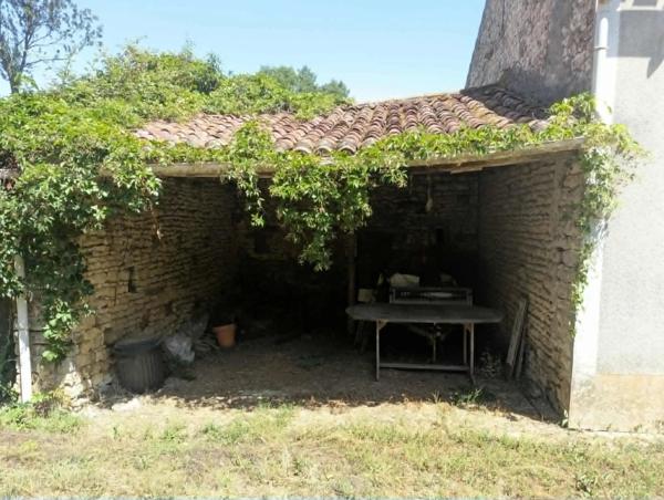 Charmante propriété de campagne avec 5 chambres et terrain