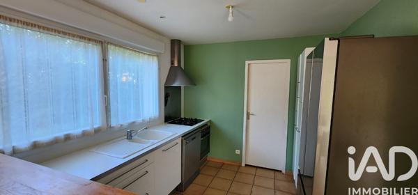Maison à vendre 5 pièces 97 m² Avanne-Aveney