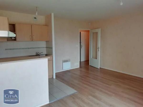 Appartement à louer 2 pièces 40m² Tours (37100)