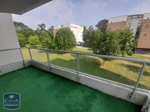 Appartement à louer 2 pièces 40m² Tours (37100)