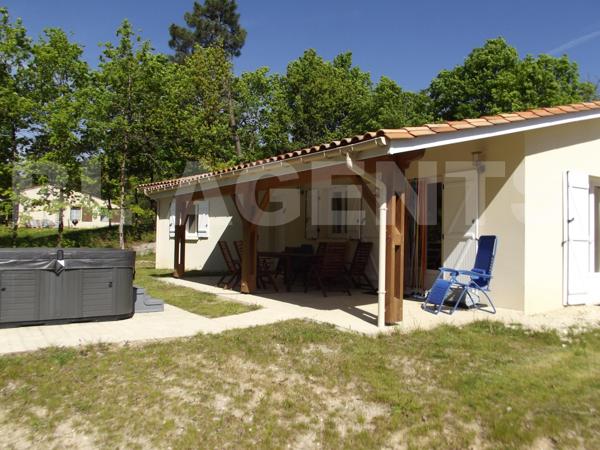 Contemporary house with spa - South Charente