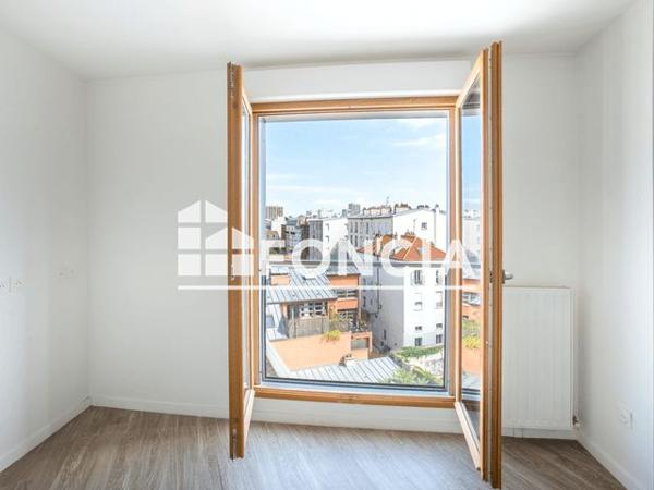 À vendre Studio 29.7 m² - Saint-denis 93200