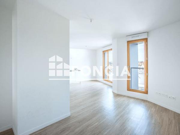À vendre Studio 29.7 m² - Saint-denis 93200