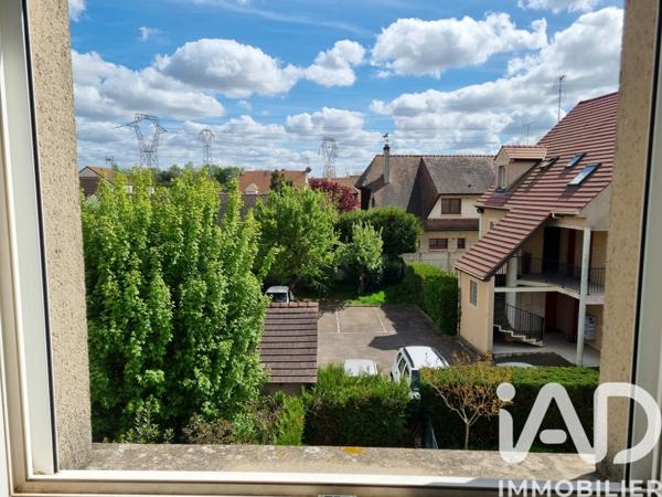 Location appartement 2 pièces 32,76 m² Fontenay-le-Vicomte