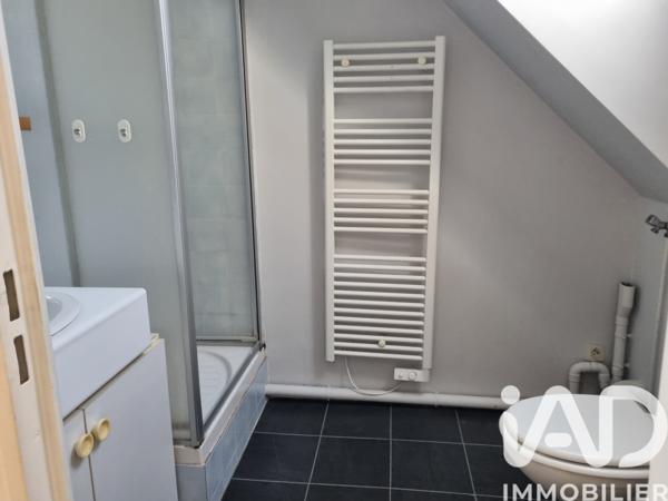 Location appartement 2 pièces 32,76 m² Fontenay-le-Vicomte