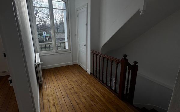 Maison à louer    6 pièces • 137 m2 Compiègne