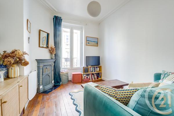 Appartement F2 à vendre  2 pièces - 35,97 m 2   PARIS  - 75010