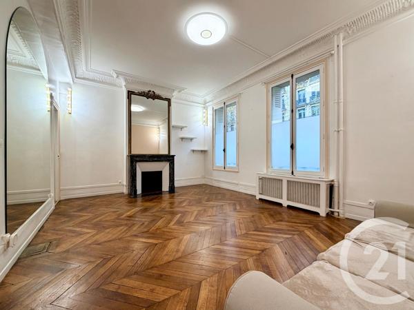 Appartement F2 à vendre  2 pièces - 35,97 m 2   PARIS  - 75010