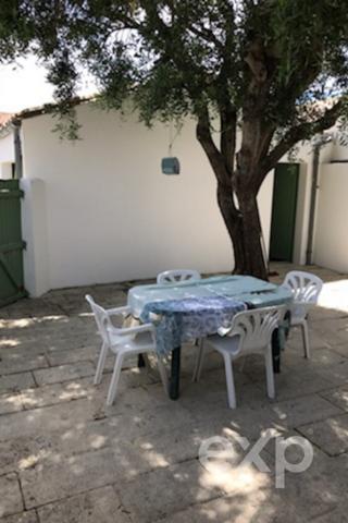 Au cœur de l’Île de Ré à Loix - Maison de plain-pied 87 m² - Charme et calme à deux pas du port