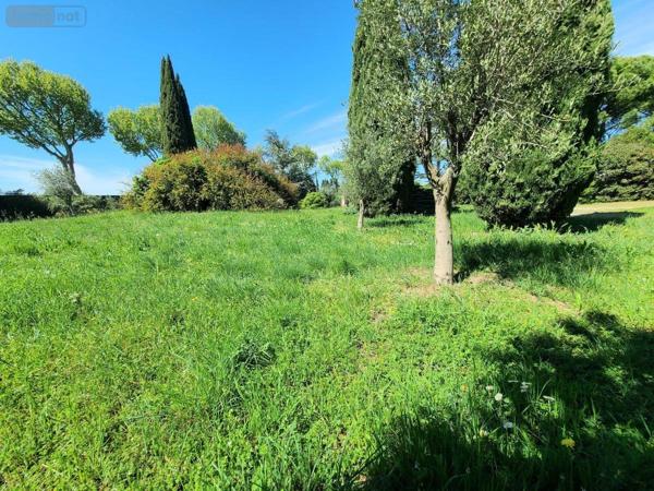 Maison à vendre à Pierrelatte dans la Drôme (26700), ref : 26060-750