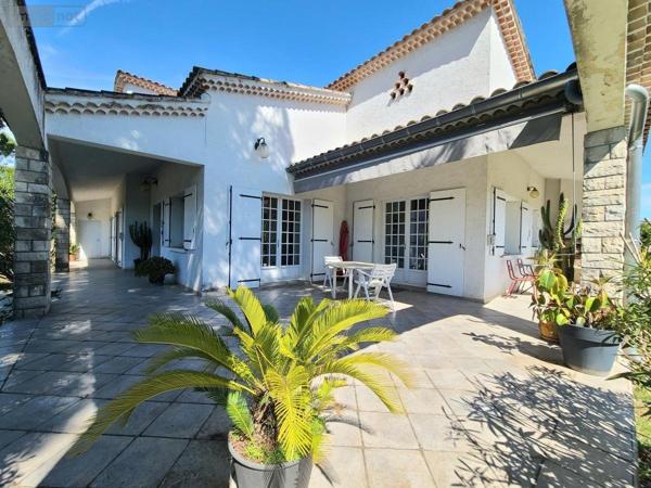 Maison à vendre à Pierrelatte dans la Drôme (26700), ref : 26060-750