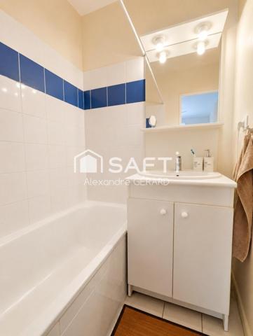 BEL APPARTEMENT T2 AVEC BALCON SUR ESPACE VERT