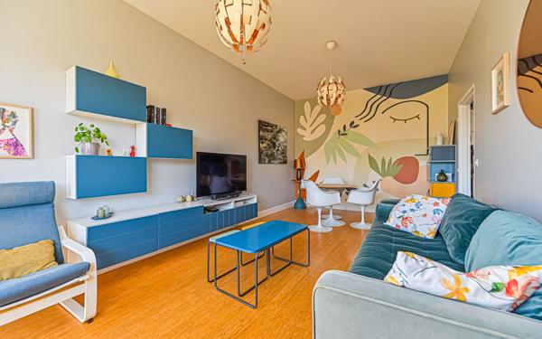 Appartement à vendre    2 pièces • 47,71 m2 Paris 19