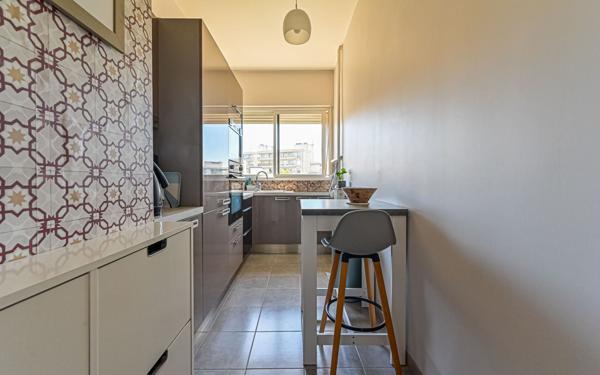 Appartement à vendre    2 pièces • 47,71 m2 Paris 19
