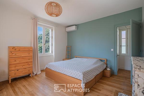 Maison de maître dans un écrin de verdure