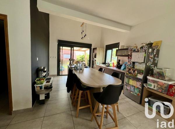 House for sale 4 rooms 113 m² Sainte-Marie