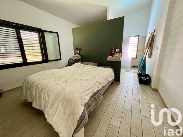 House for sale 4 rooms 113 m² Sainte-Marie