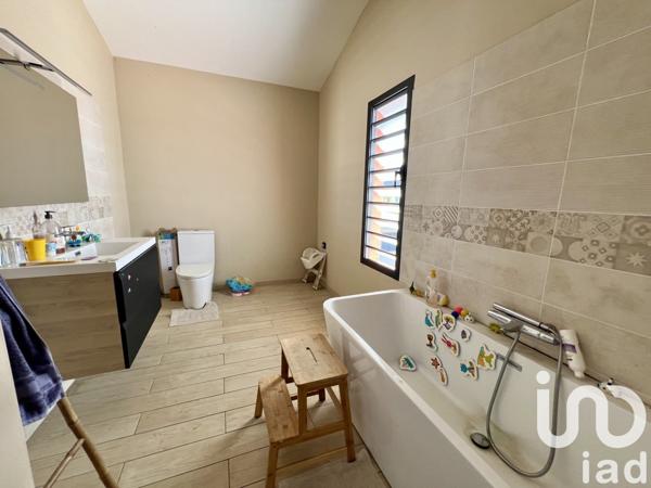 House for sale 4 rooms 113 m² Sainte-Marie