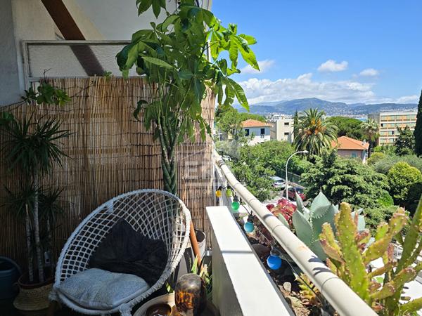 A VENDRE : NICE / LANTERNE - 3 pièces 75m², terrasse 10m²