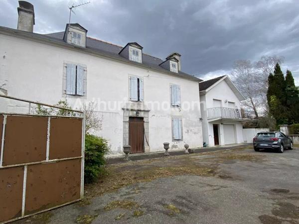 Vente Maison 12 pièces 400 m2 à Nay