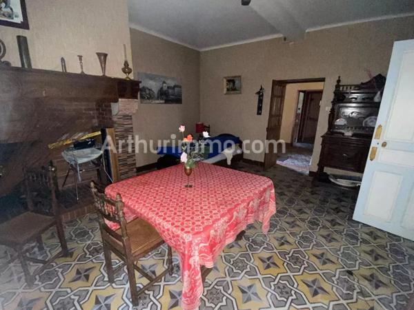 Vente Maison 12 pièces 400 m2 à Nay