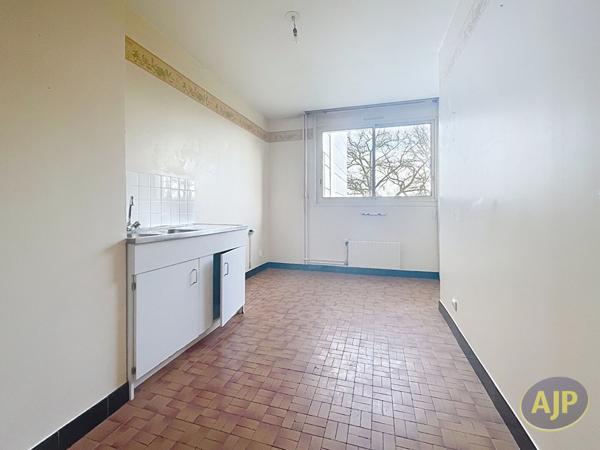 Vente appartement La Roche Sur Yon : 118 910 € - AJP Immobilier La Roche-sur-Yon