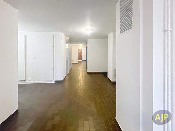 Vente appartement La Roche Sur Yon : 118 910 € - AJP Immobilier La Roche-sur-Yon