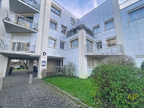 Vente appartement La Roche Sur Yon : 118 910 € - AJP Immobilier La Roche-sur-Yon