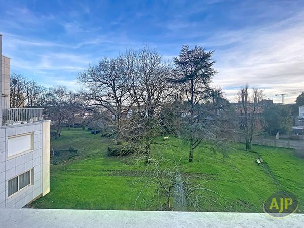 Vente appartement La Roche Sur Yon : 118 910 € - AJP Immobilier La Roche-sur-Yon