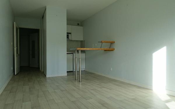 Appartement à louer    1 pièce • 27,61 m2 Orléans