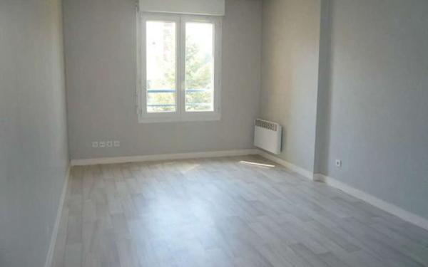 Appartement à louer    1 pièce • 27,61 m2 Orléans