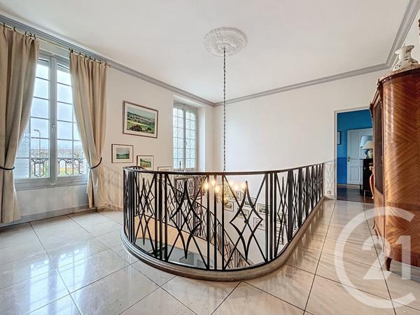 Maison à vendre  10 pièces - 348,62 m2 NANGIS - 77