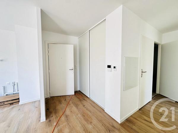 Appartement F3 à vendre  3 pièces - 66,43 m 2   FOURAS  - 17