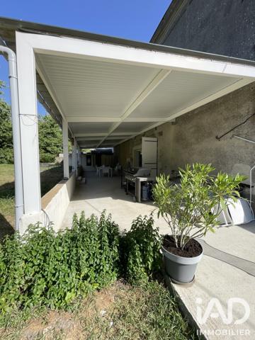 Maison à vendre 6 pièces 164 m² Neuillé-Pont-Pierre