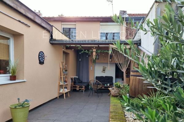 WATTRELOS – Maison familiale rénovée avec jardin, garage et confort moderne – Quartier recherché !