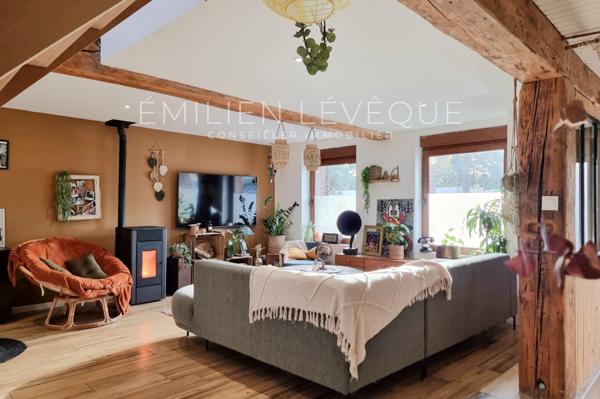 WATTRELOS – Maison familiale rénovée avec jardin, garage et confort moderne – Quartier recherché !