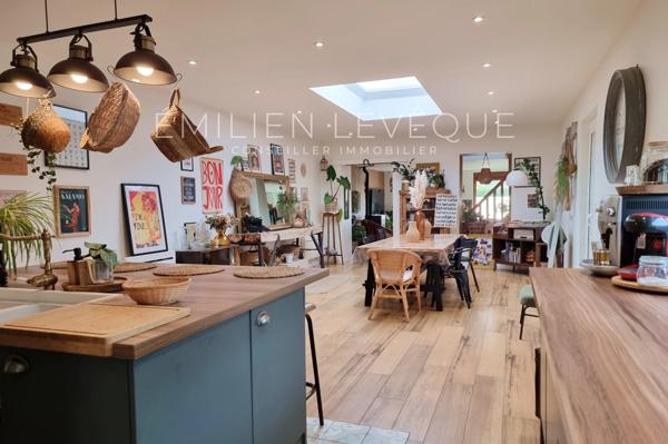 WATTRELOS – Maison familiale rénovée avec jardin, garage et confort moderne – Quartier recherché !