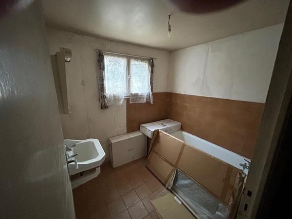 Maison à LOGUIVY-PLOUGRAS, 22780 - 6 pièces 102m²