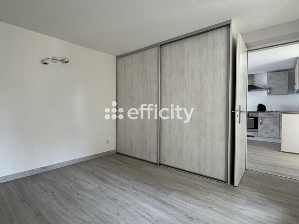 Appartement
         3 pièces
        - 95 m² 179 000 € *