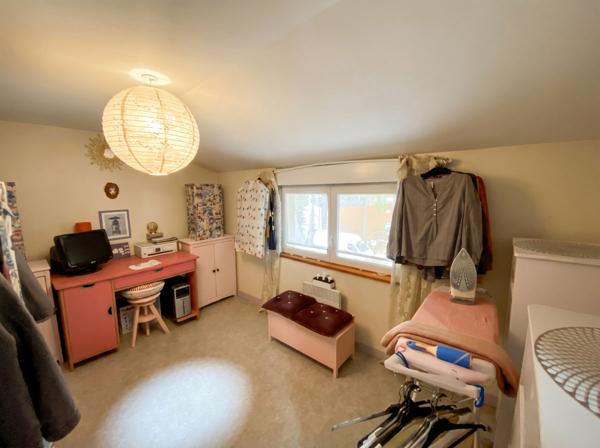 Immeuble mixte 162 m² à Trégueux, local commercial et 2 logements loués