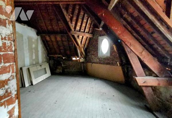 HAYBES - MAISON E RENOVER
POSSIBILITES LOCAL PRO + 2 LOGEMENTS