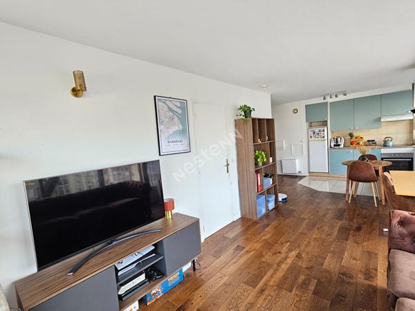 Puteaux : Résidence Bellerive , Appartement de 2 pièces de 46.66 m² avec Balcon ,cave et Parking